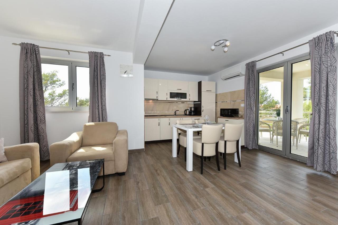 Apartmani Iva Вир Екстер'єр фото