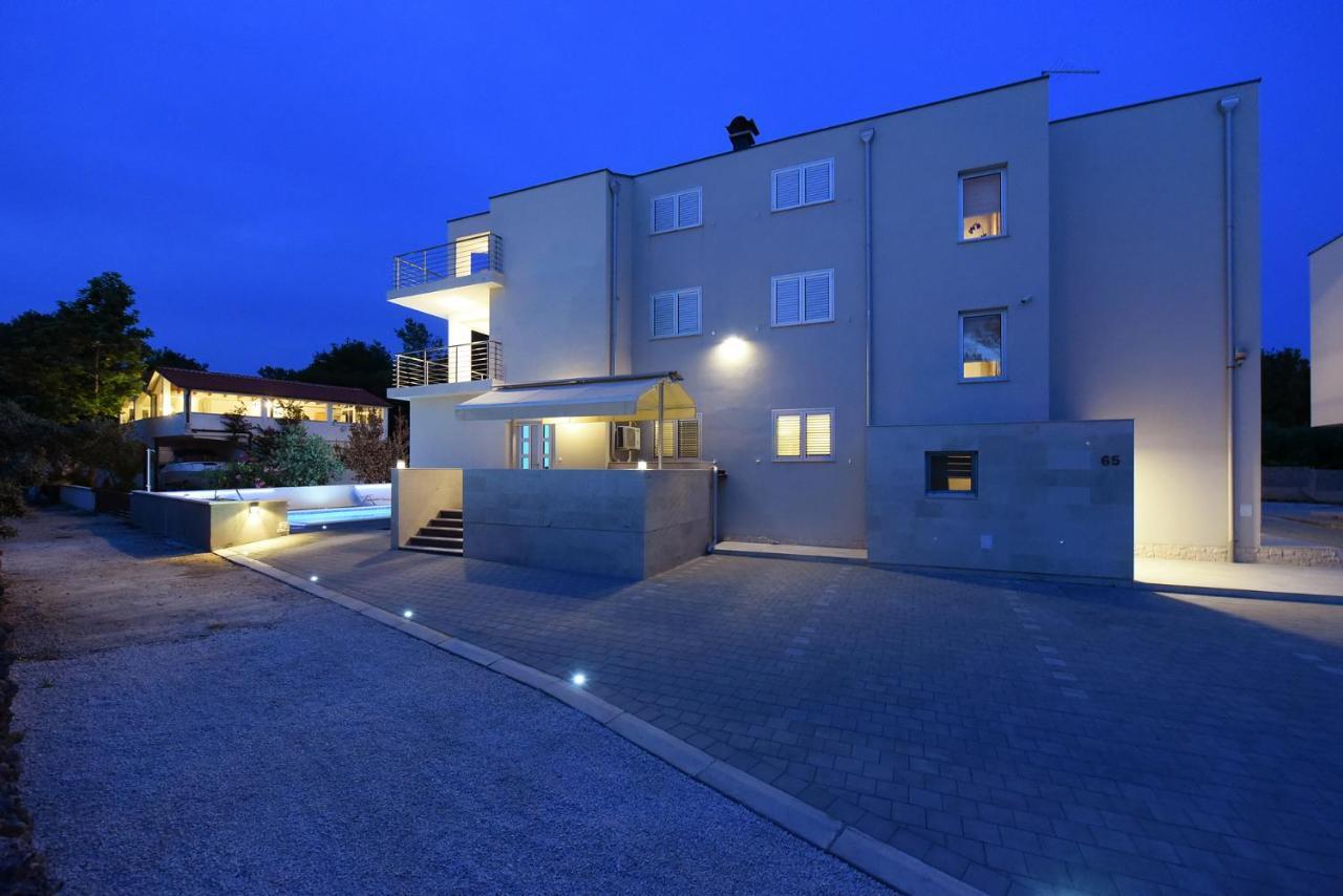 Apartmani Iva Вир Екстер'єр фото