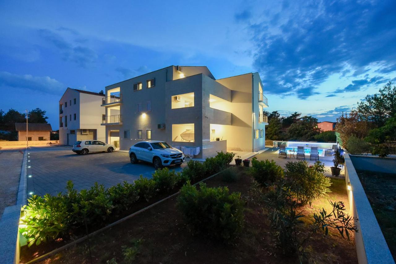 Apartmani Iva Вир Екстер'єр фото