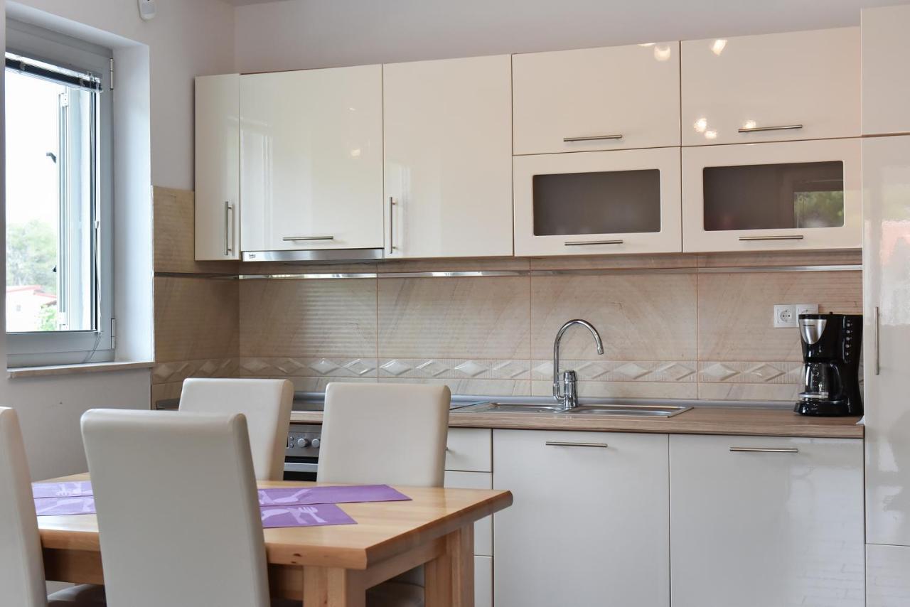 Apartmani Iva Вир Екстер'єр фото