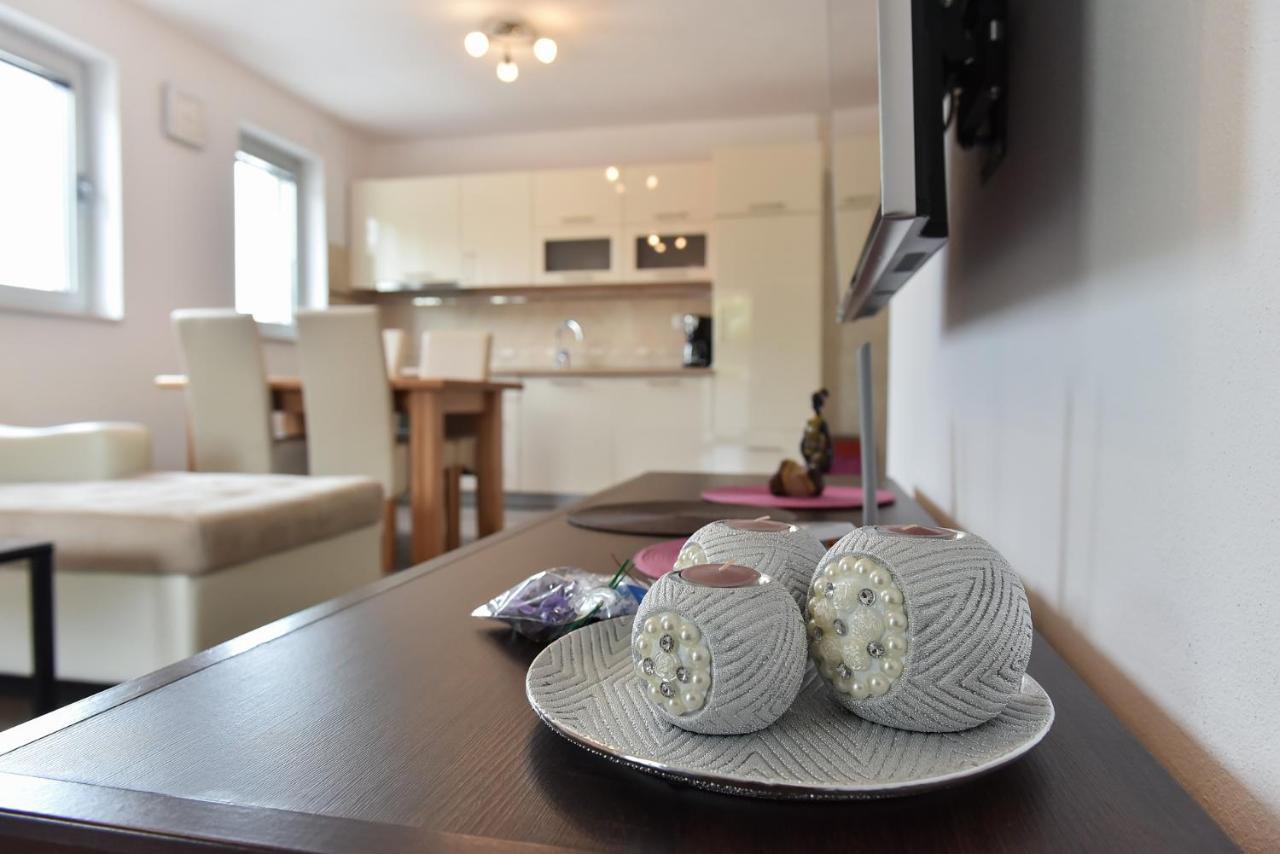 Apartmani Iva Вир Екстер'єр фото