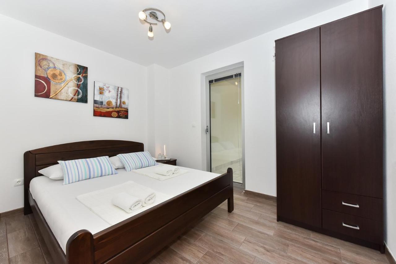 Apartmani Iva Вир Екстер'єр фото