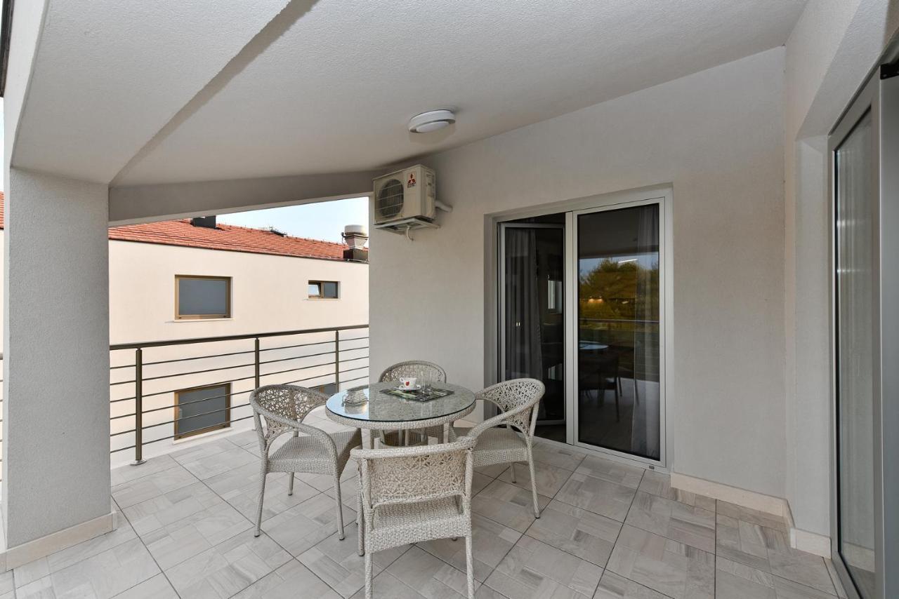Apartmani Iva Вир Екстер'єр фото