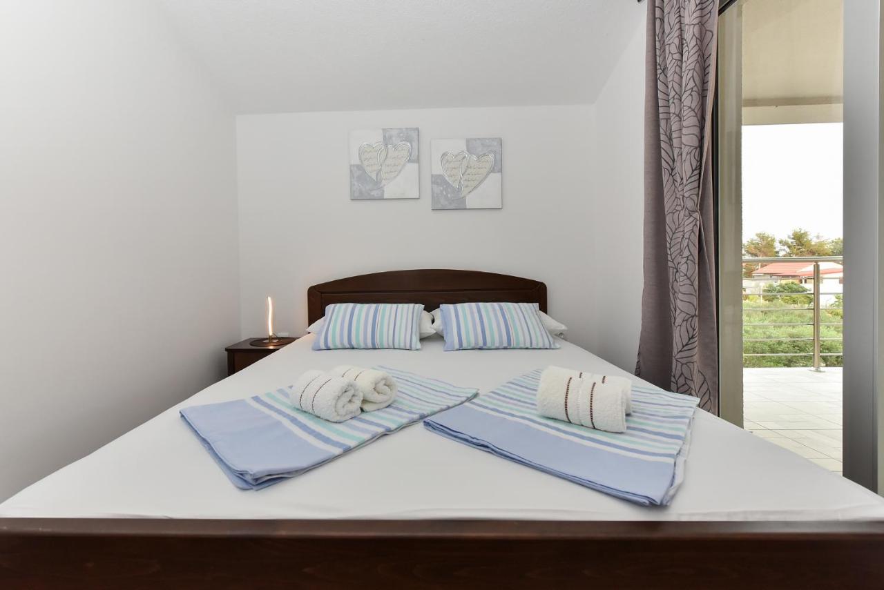 Apartmani Iva Вир Екстер'єр фото