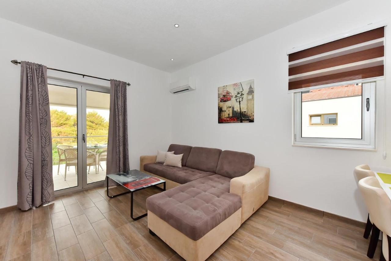Apartmani Iva Вир Екстер'єр фото