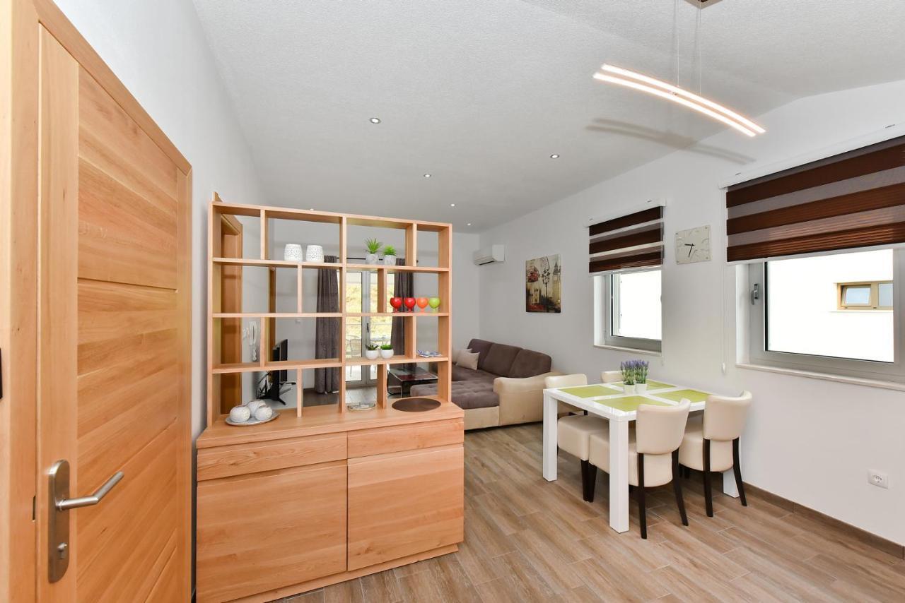 Apartmani Iva Вир Екстер'єр фото