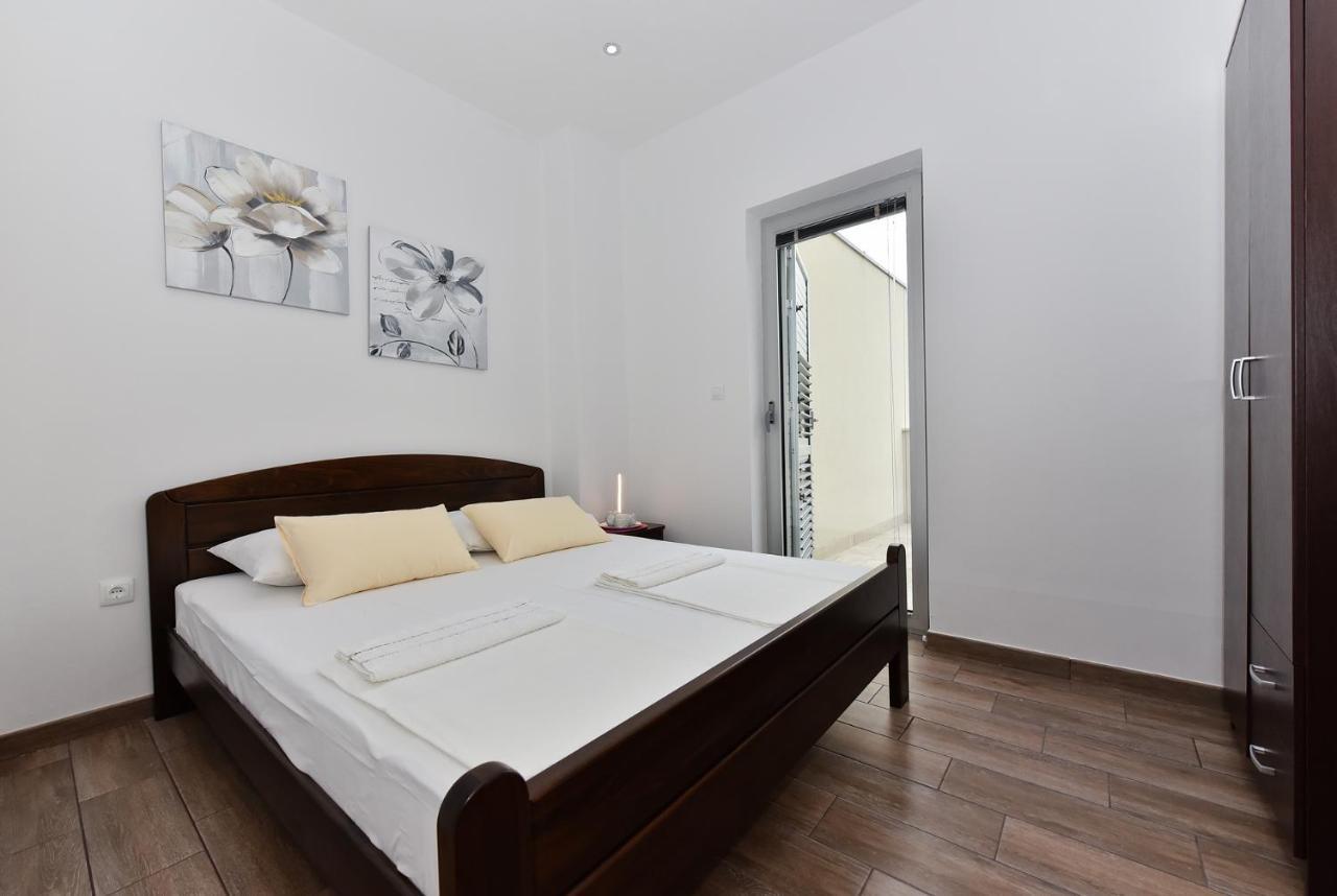 Apartmani Iva Вир Екстер'єр фото